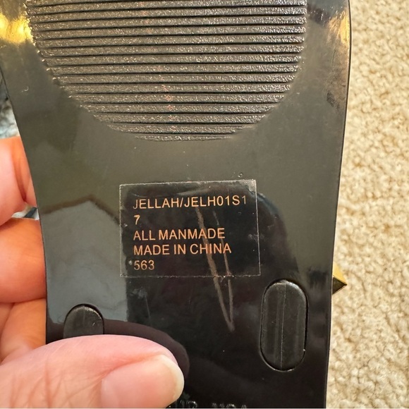 STEVE MADDEN Jellah gold studded black strappy slide jelly sandals - Picture 4 of 4